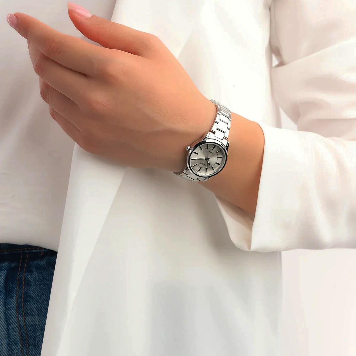 ساعت مچی زنانه کاسیو casio اورجینال مدل LTP-1303D-7AVDF