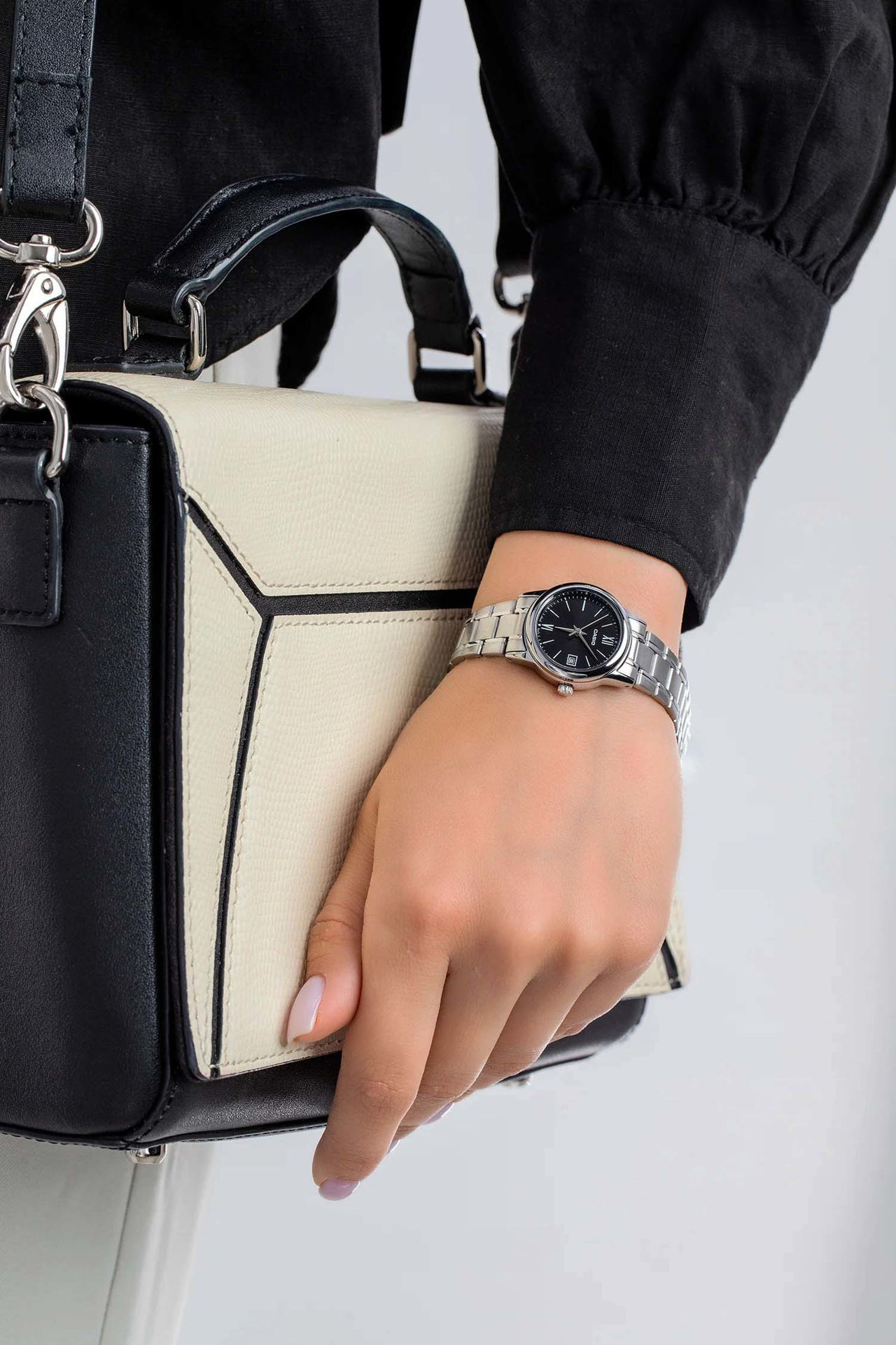 ساعت مچی زنانه کاسیو casio اورجینال مدل LTP-V002D-1B3UDF