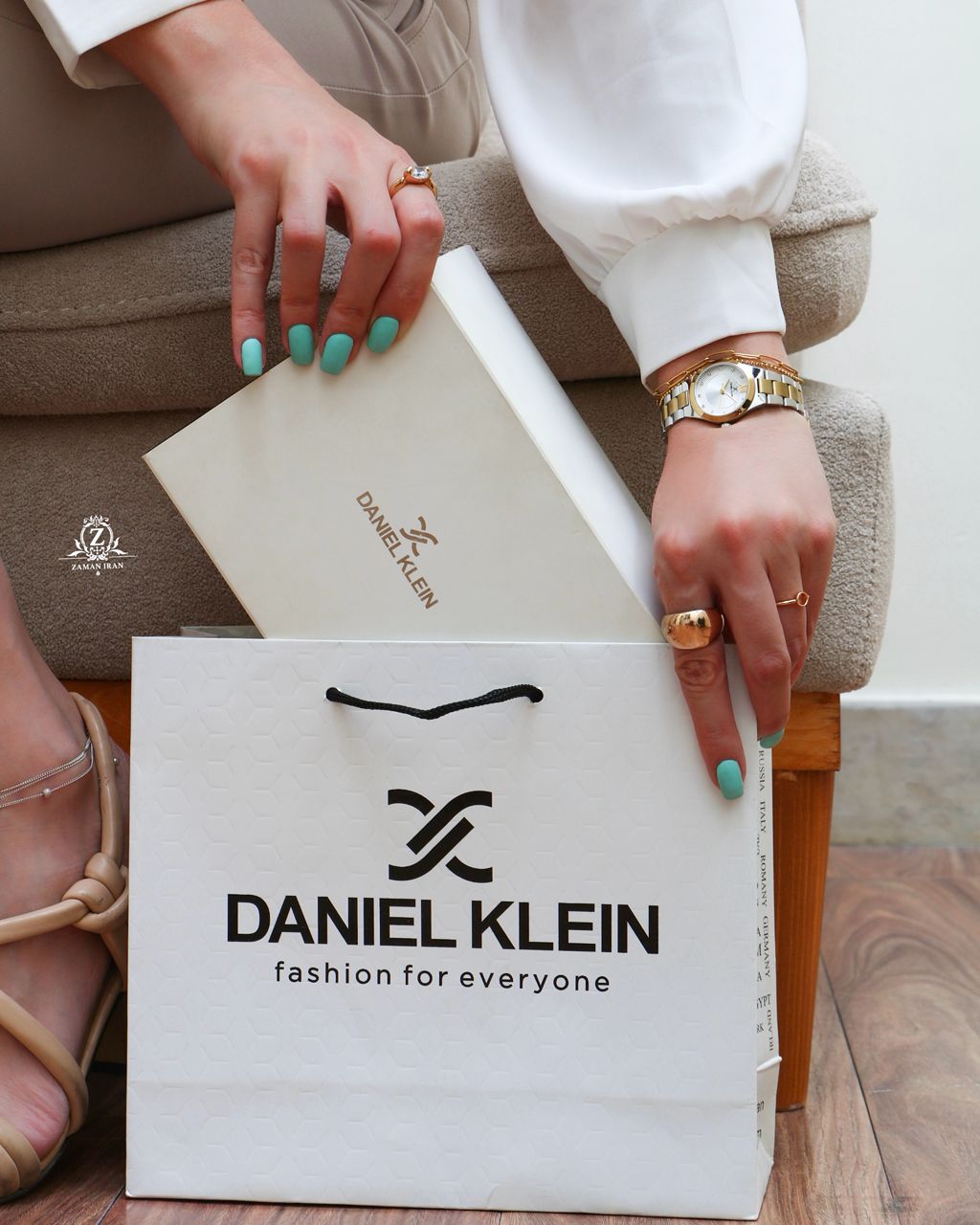 ساعت مچی زنانه دنیل کلین daniel klein اورجینال مدل DK.1.13940-4	