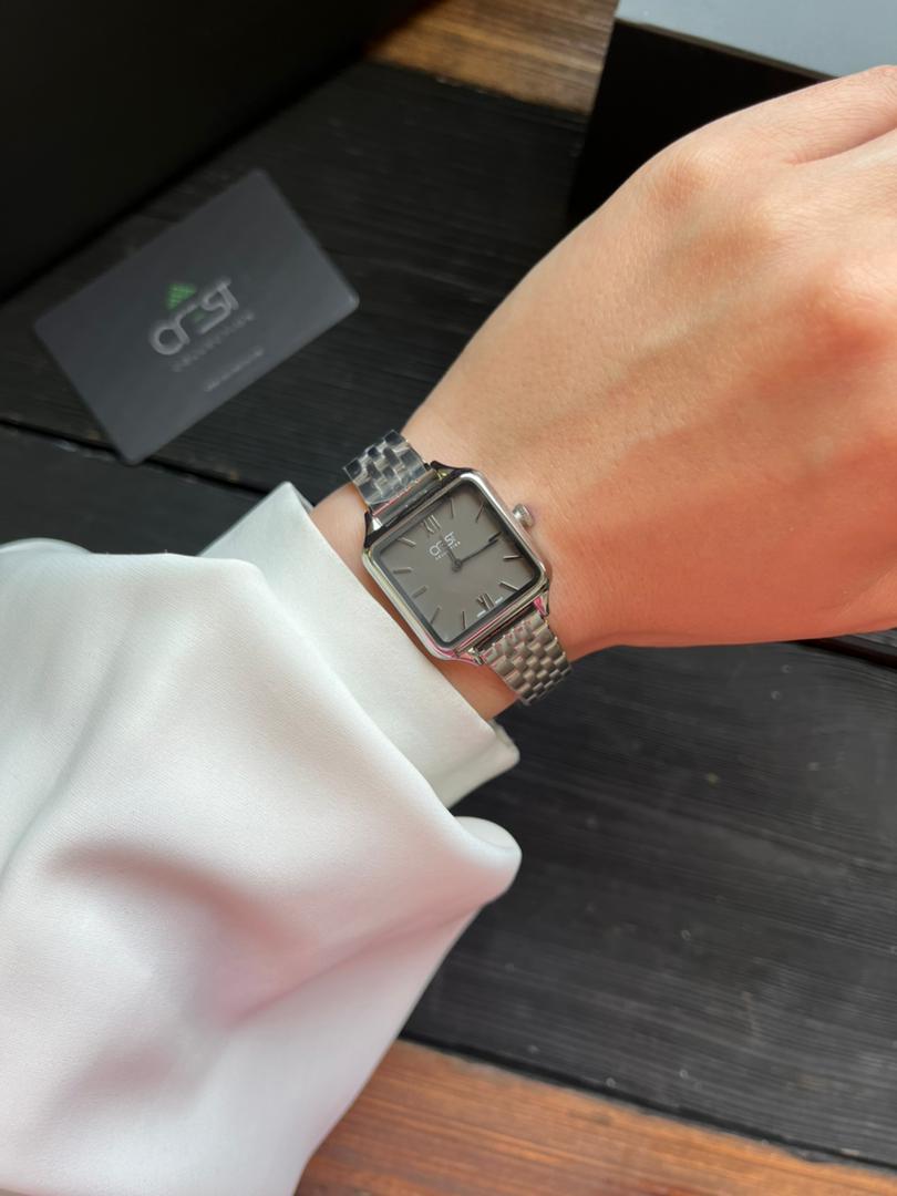 ساعت مچی زنانه کرست crest اورجینال مدل 9046/2