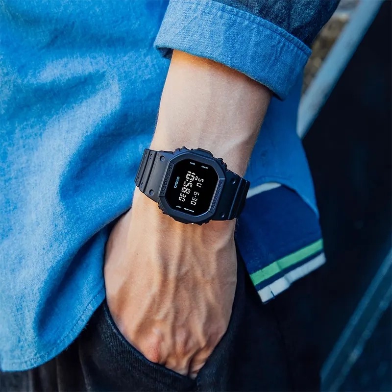 ساعت مچی مردانه کاسیو casio اورجینال مدل DW-5600UBB-1