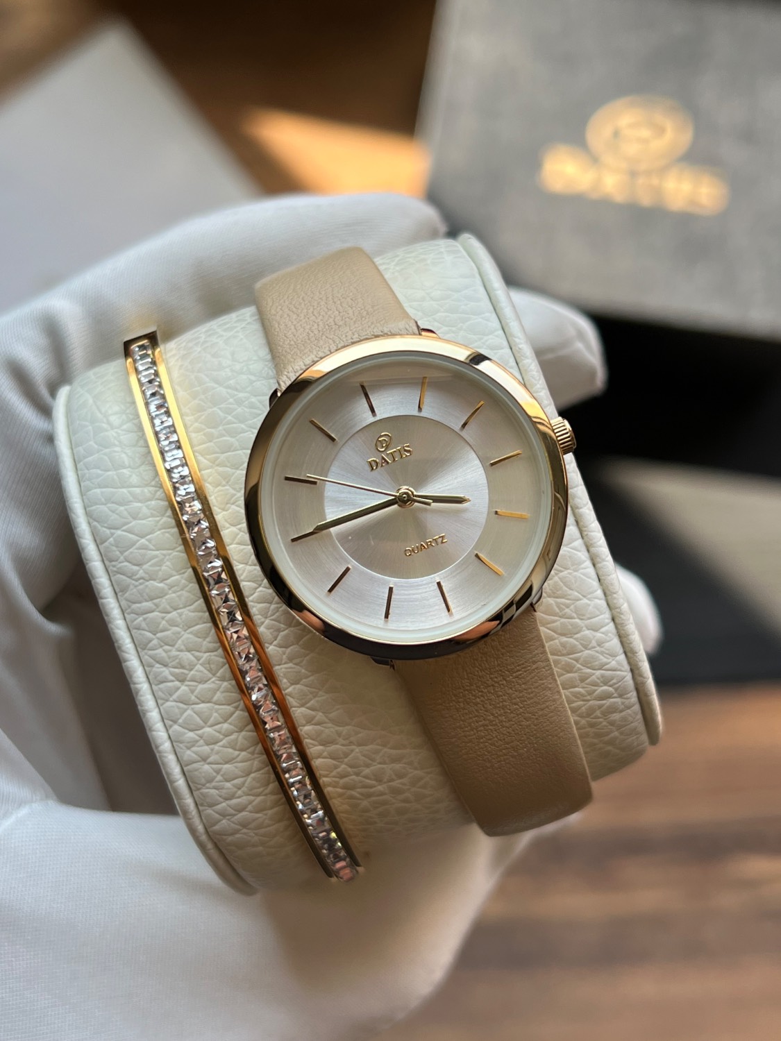 ساعت مچی زنانه داتیس Datis اورجینال مدل D8350FLK-1