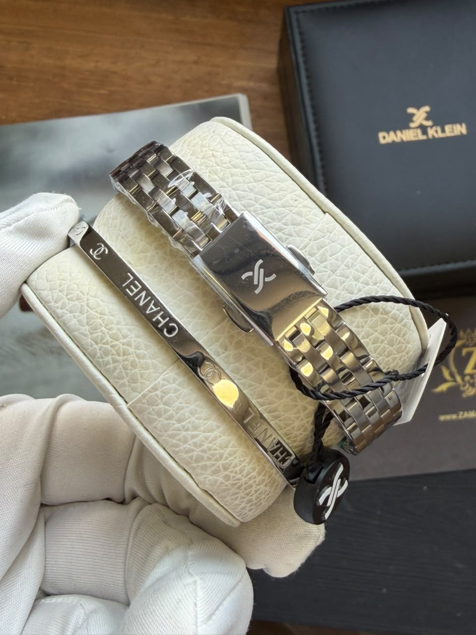 ساعت مچی زنانه دنیل کلین daniel klein اورجینال مدل DK-1-14164-1