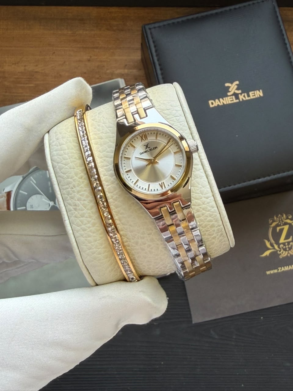 ساعت مچی زنانه دنیل کلین daniel klein اورجینال مدل DK-1-14164-4